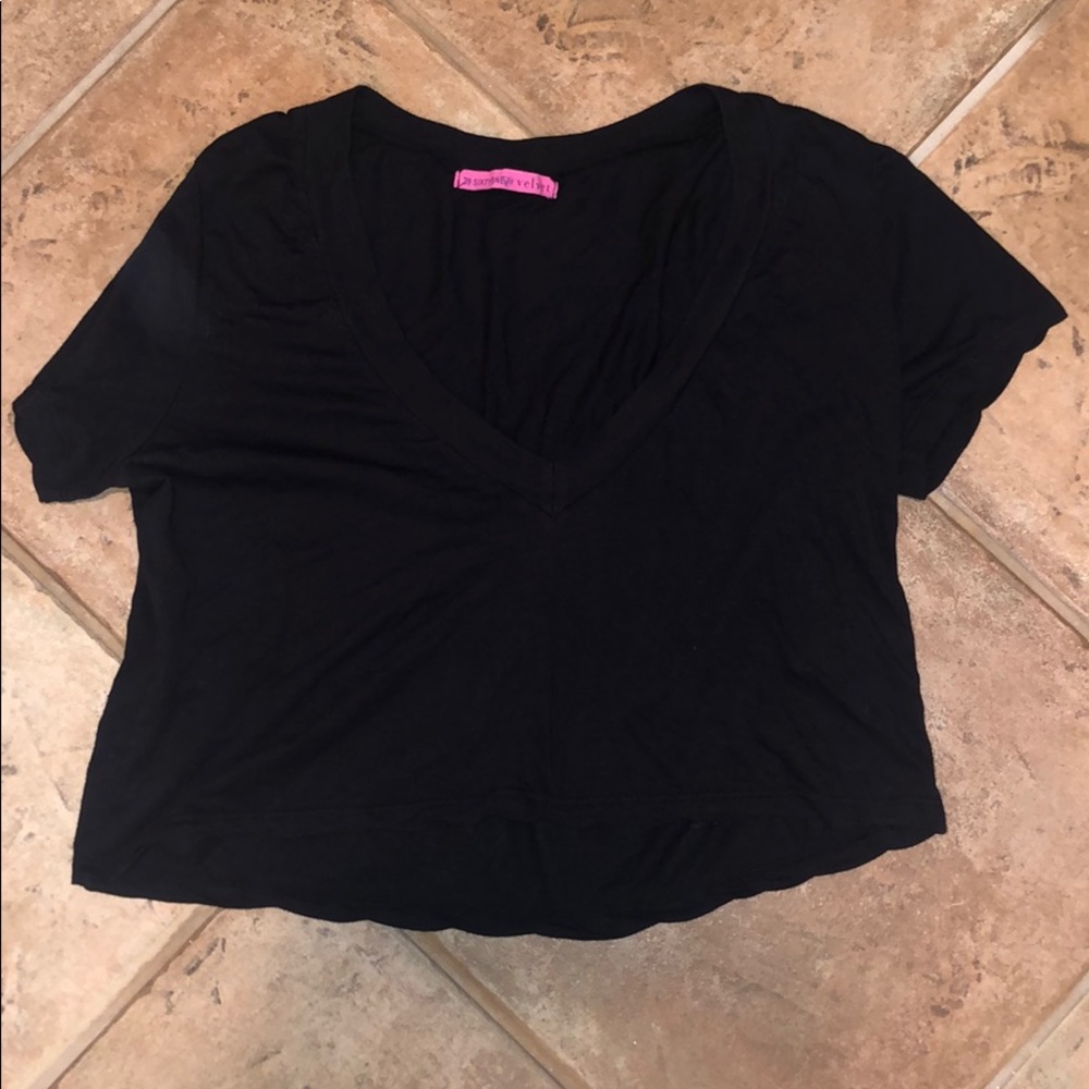 Cropped tee